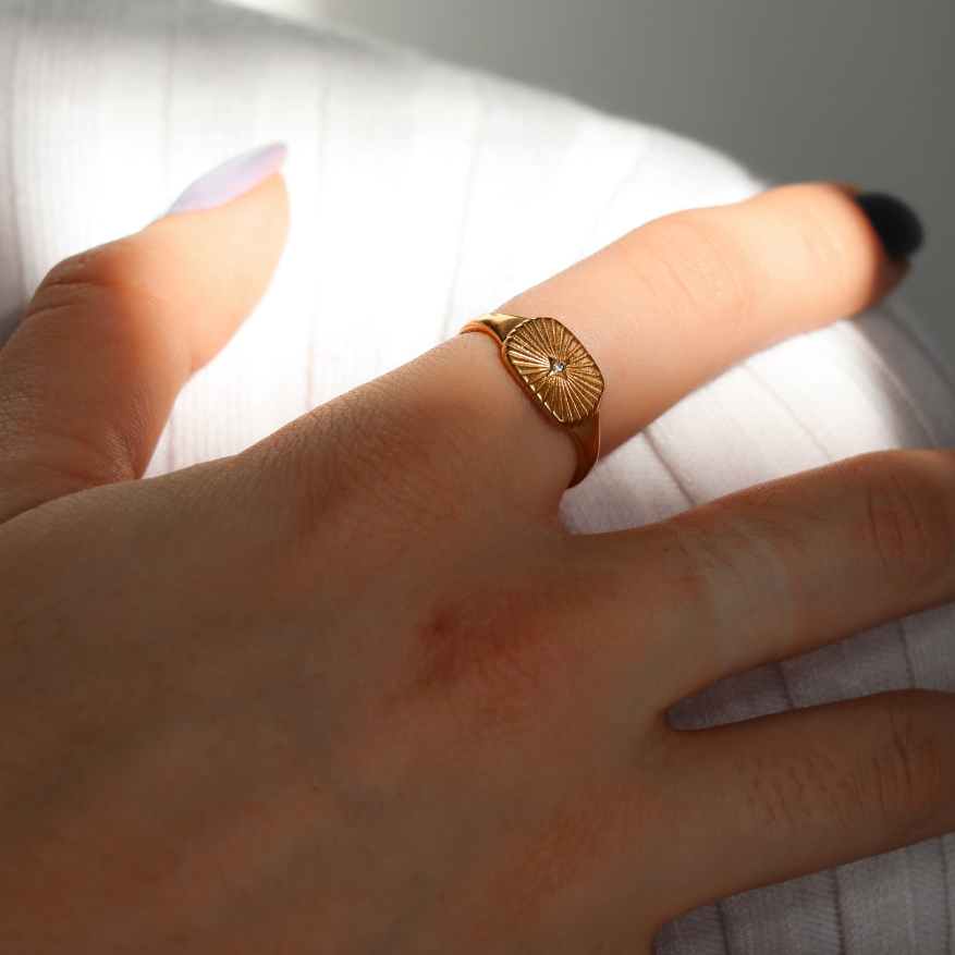 Starlight Ring – Sunny Sunday