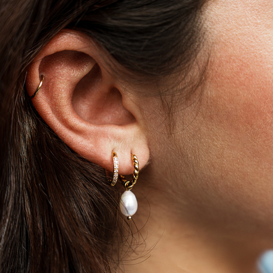 Dreamy Pearl Earrings