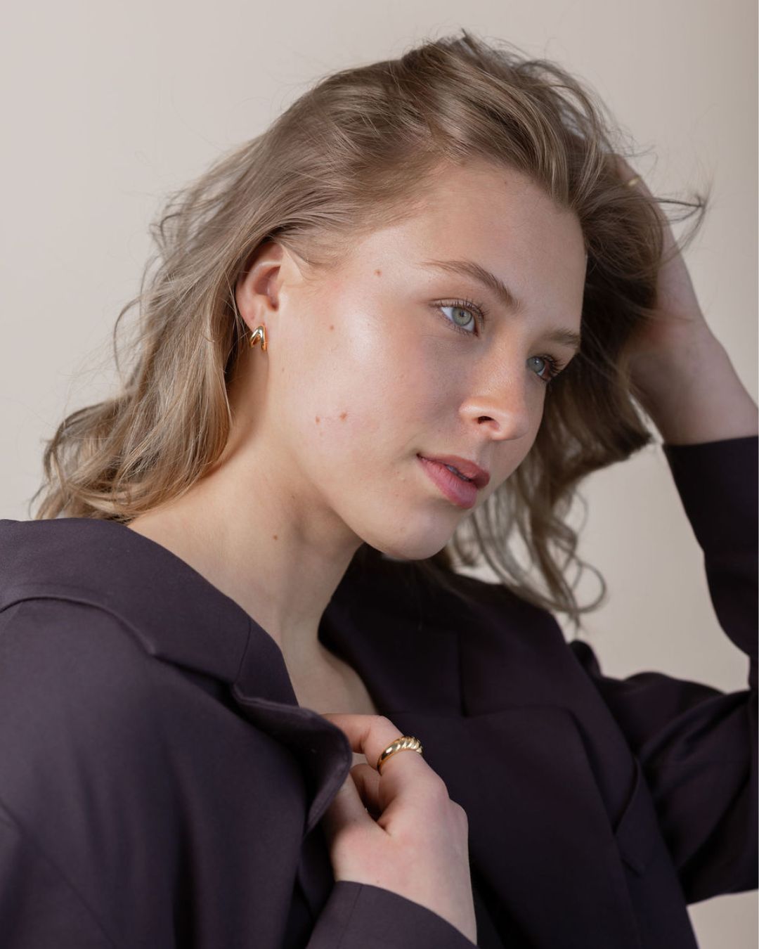 waterproof - Livy Double Hoop Earrings - Sunny Sunday
