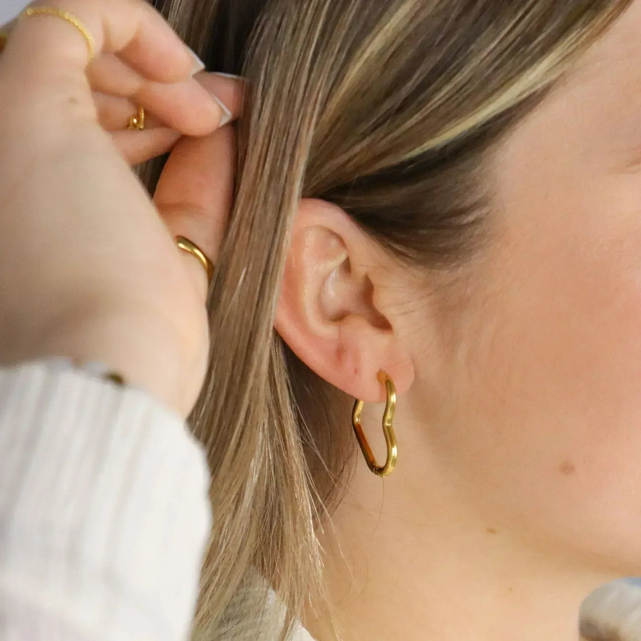 waterproof - Love At First Sight Earrings - Sunny Sunday