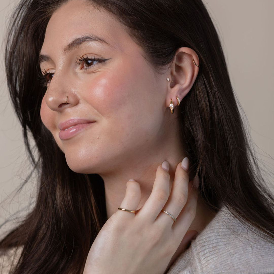 waterproof - Mia Huggie Earrings - Sunny Sunday