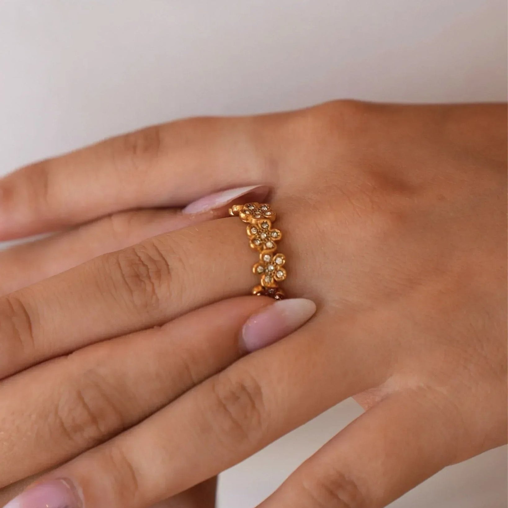 waterproof - Wildflower Ring - Sunny Sunday